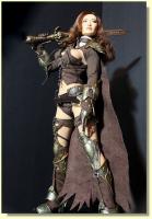 Huntress In A Brown Costume Sixth Scale Deluxe Collector Figure