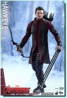 Jeremy Renner As Hawkeye The Avengers Age of Ultron Sixth Scale Collectible Figure