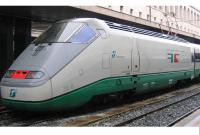 Trenitalia SpA #05-A HO Class ETR 500 Two E.404 Engines & 4 Coaches 6-Section High Speed Train DCC & Sound
