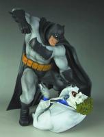 Batman vs. Joker The Dark Knight Returns ARTFX Statue Diorama