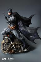 Batman Classic Atop A Damaged Cybernetic Ruins Base The DC Comics Premium Collectibles Quarter Scale Statue Diorama