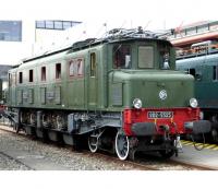 Société nationale des chemins de fer français SNCF #2D2-5525 Nez De Cochon Vert Scheme Class 2D2 5500 GRG2 Old-Time Electric Locomotive for Model Railroaders Inspiration