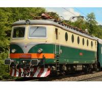 Československé Dráhy ČSD #E499.0042 HO Bobina Yellow Green Orange Front Stripe Scheme Class 140 Electric Locomotive for Model Railroaders Inspiration