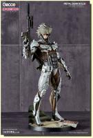 The Raiden White Armor Sixth Scale Collectible Figure