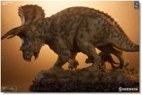 Triceratops The Three-Horned Face Exclusive Collectible Statue pravěký svět