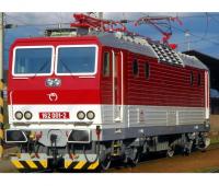 Škoda Plzeň #162 001-2 Peršing Type 98E Class 162 Electric Locomotive for Model Railroaders Inspiration