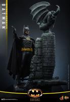 Michael Keaton As Batman & Chapel Roof Diorama Base The 1989 Movie Masterpiece DELUXE Sixth Scale Collectibke Figure