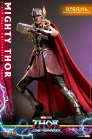 Natalie Portman As Mighty THOR The Love and Thunder Exclusive Sixth Scale Collectible Figure