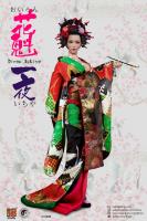 Oiran Ichiya Geisha Female Headsculpt for Sixth Scale Figures & Green & Red Long Furisode Accessories