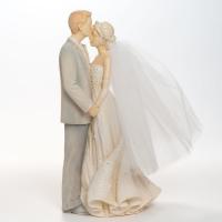 Bride And Groom Premium Figure  soška nevěsty a ženicha