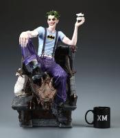JOKER Seated On Roof The Batman: White Knight Premium Collectibles Quarter Scale Statue Diorama