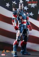 Don Cheadle As Iron Patriot The Iron Man 3 Sixth Scale Collectible Figure