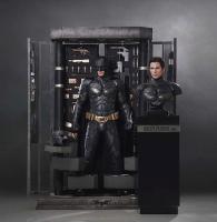 Christian Bale As Batman & Bust & Armory The Dark Knight ULTIMATE LIFE-SIZE Statue Diorama