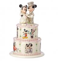 Mickey & Minnie Atop Wedding Cake Statue Diorama
