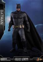 Ben Affleck As Batman Justice League Sixth Scale Collectible Figure