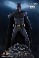 Ben Affleck As Batman Justice League DELUXE Sixth Scale Collectible Figure
