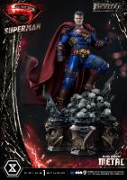 SUPERMAN Atop A Skulls & Bones-Themed Base The Dark Nights Metal #3 Deluxe Bonus Third Scale Statue Diorama