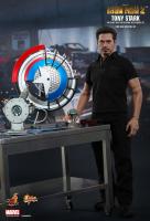 Tony Stark & Arc Reactor Creation Accessories The Iron Man 2 Sixth Scale Collectible Figure