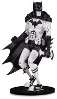 Batman Hainanu Nooligan Saulque DC Artists Alley Black & White Statue