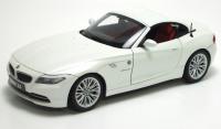BMW Z4 sDrive 35i (E89) Retractable Roof Pearl White 1/18 Die-Cast Vehicle