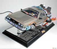 DeLorean Time Machine II Magnetic Levitating Collectible Vehicle