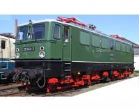 Deutsche Reichsbahn DR #E211 HO Fir Green White Line Scheme Class E 11 (211, 109)) Electric Locomotive for Model Railroaders Inspiration