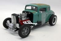 Ford 5 Window HOT ROD 1932 Southern Speed & Marine Olive Green 1/18 Die-Cast Vehicle