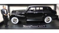 Cadillac Fleetwood 1940 Black 1/18 Die-Cast Vehicle & Godfather Figure (2-Unit Pack)