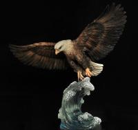 Falcon Preminum Statue Diorama
