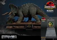 Triceratops The Jurassic Park Exclusive Statue Diorama pravěký svět