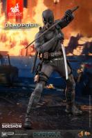 Deadpool Dusty Version Sixth Scale Collectible Figure 