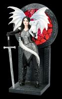Valour The Female Warrior & Dragon Premium Figure Diorama  dáma s drakem 