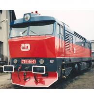 České Dráhy ČD #751 052-2 Bardotka Ivy Green Red Scheme Class 749 (T478.1) Diesel-Electric Locomotive for Model Railroaders Inspiration
