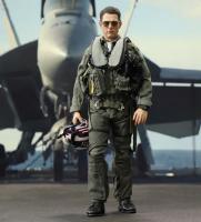 Tom Cruise As Captain Mitchell The Pilot Sixth Scale Collector Figure