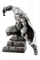 Batman Arkham City The 10th Anniversary DC Comics ARTFX+ Statue