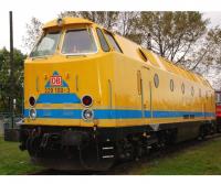 DB Netz AG #229 100 Golden Yellow Scheme Class 229 (DR 119, 219) Diesel-Electric Locomotive for Model Railroaders Inspiration