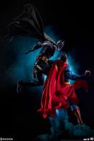 Batman vs Superman The Superhero Clash Of The Century Exclusive Statue Diorama