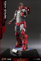 Robert Downey Jr. As Tony Stark In A Mark V Track Suit Up The Iron Man 2 Sixth Scale Collectible Figure