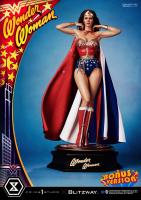 Lynda Carter As Wonder Woman 1975 The DC Comics BONUS Third Scale Statue Diorama