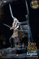 Legolas at Helms Deep The Lord of the Rings Exclusive Sixth Scale Figure