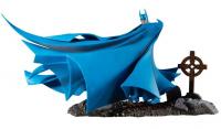 Batman Year Two (Gold Label) & Large Stylized Cape The DC Multiverse Action Figure