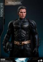 Christian Bale As Batman Atop RaS al Ghul Base The Dark Knight Special Quarter Scale Statue Diorama
