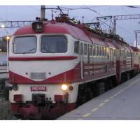 Chosŏn Minjujuŭi Inmin Konghwaguk Ch-ŏldosŏng Electrified Sergej Class M62M Kanghaenggun 강행군 Double Electric Locomotive for Model Railroaders Inspiration