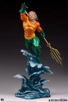 Arthur Curry As Aquaman Atop A Cresting Ocean Waves Base The DC Comics Sixth Scale Maquette