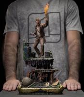 Indiana Jones Atop A Temple Ruins-Themed Base The Great Cinema Hero Art Scale 1/10 Statue Diorama