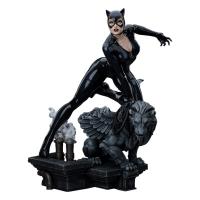 Catwoman Atop A Lion-Style Rooftop Base The DC Comics Sixth Scale Statue Diorama