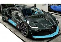 Bugatti DIVO SELECTED ACCENTS 1/18 Die-Cast Vehicle